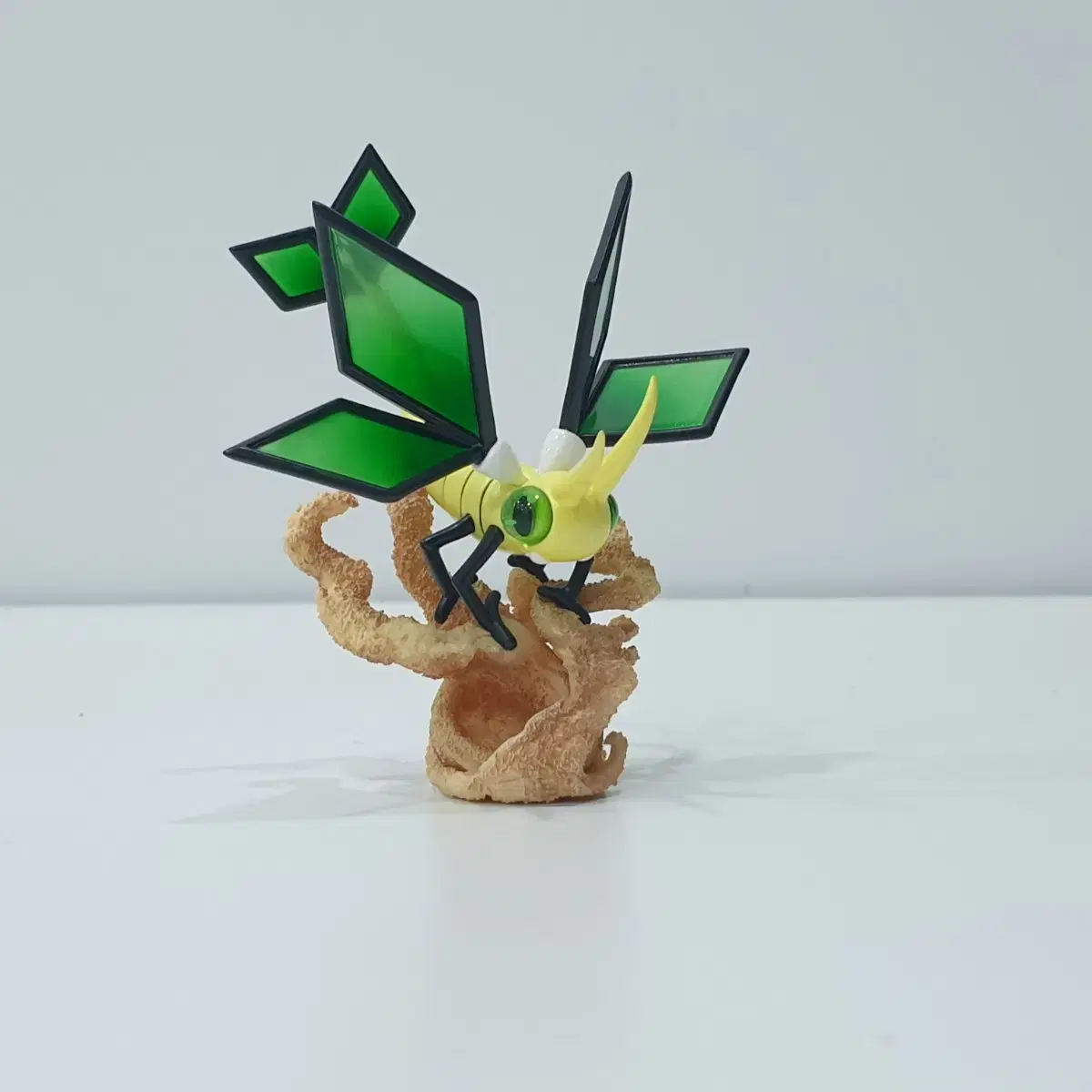 zxzビブリバフライゴンポケモンスケールワールド1/20ポケモンレジン